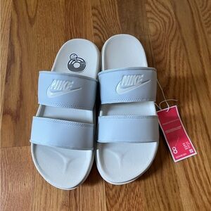 NWT Nike Offcourt Duo Slide Sandals 8